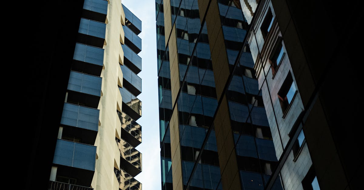 Navigating the Challenges of Transitioning to Renewable Energy Systems